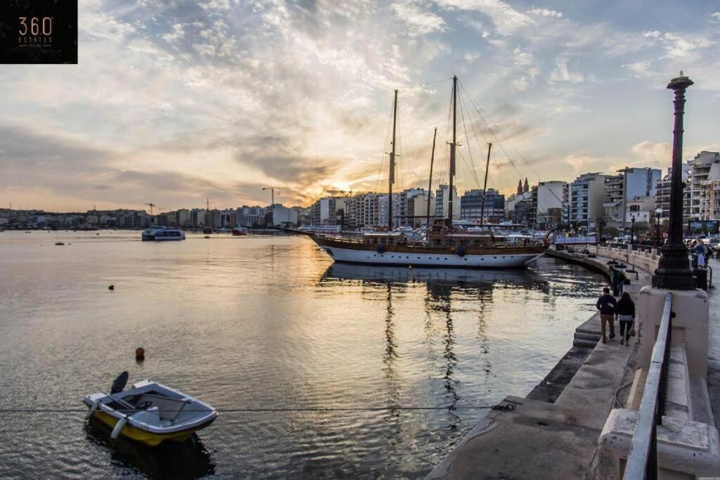 A Lovely 3 Bedroom, 3 Baths Home In The Centre Of Gzira By 360 Estates Exterior photo