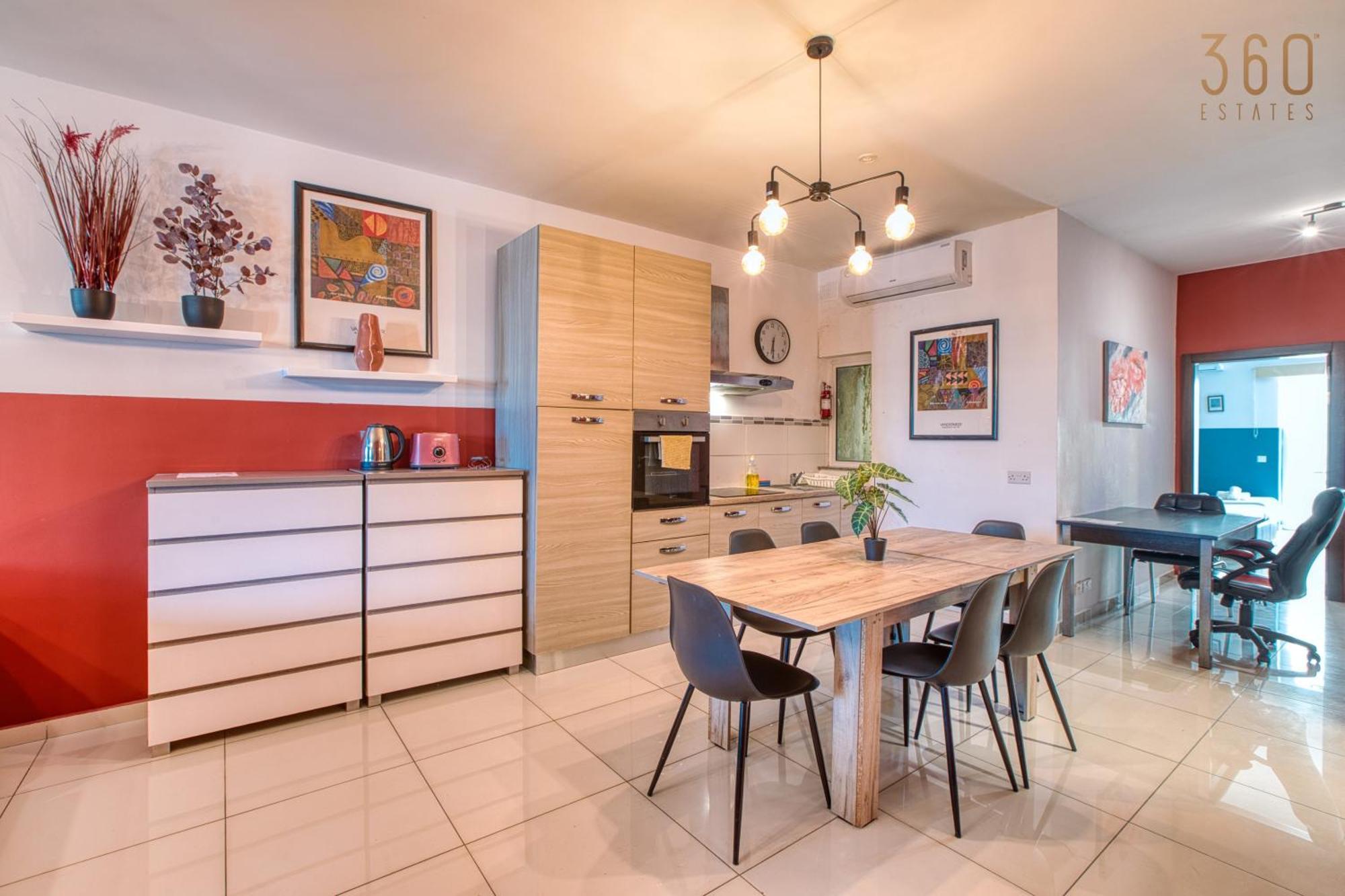 A Lovely 3 Bedroom, 3 Baths Home In The Centre Of Gzira By 360 Estates Exterior photo