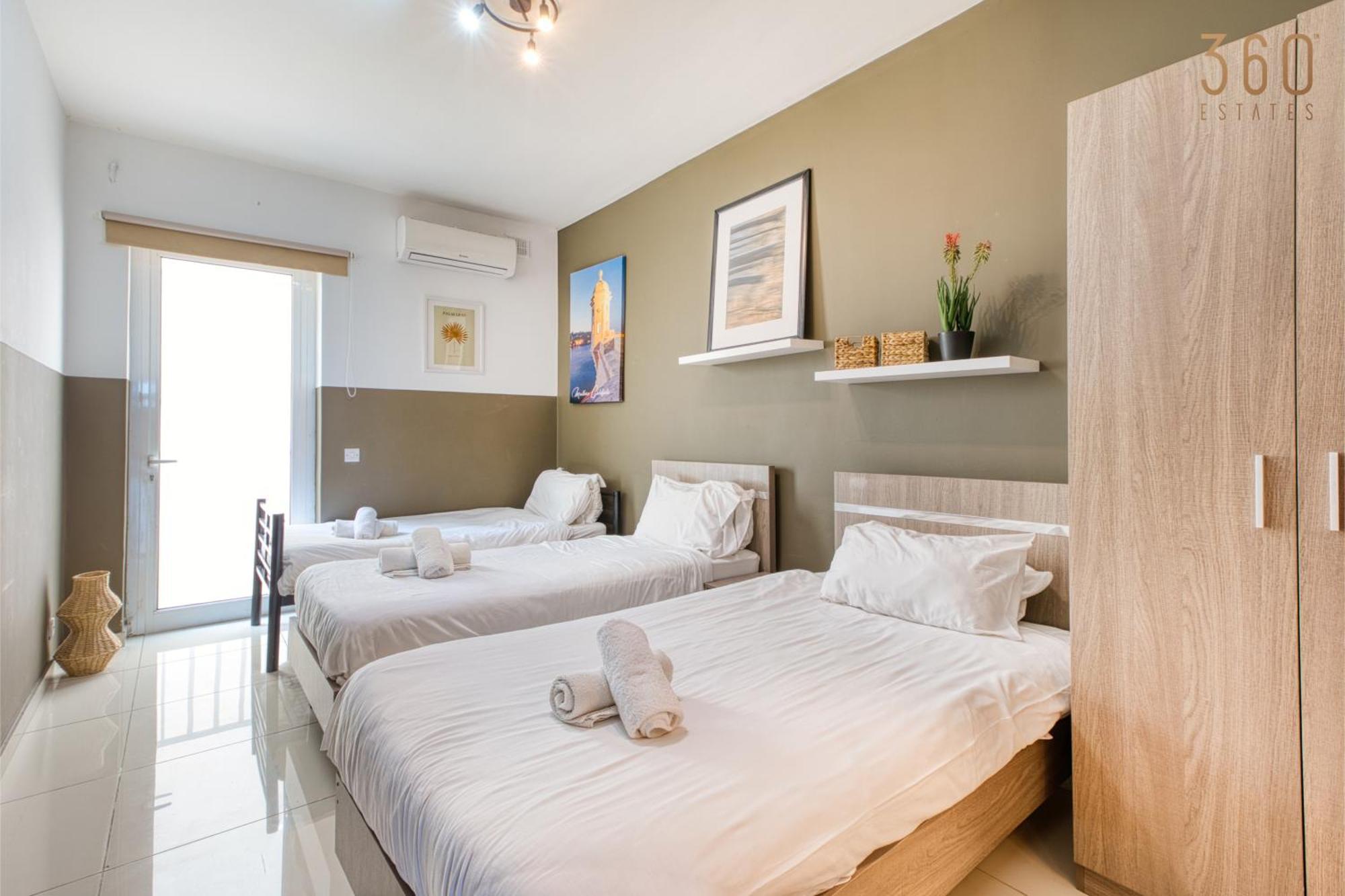 A Lovely 3 Bedroom, 3 Baths Home In The Centre Of Gzira By 360 Estates Exterior photo